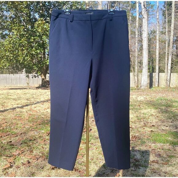 Talbots Classic Black Tapered Pleated Slacks - Picture 2 of 7